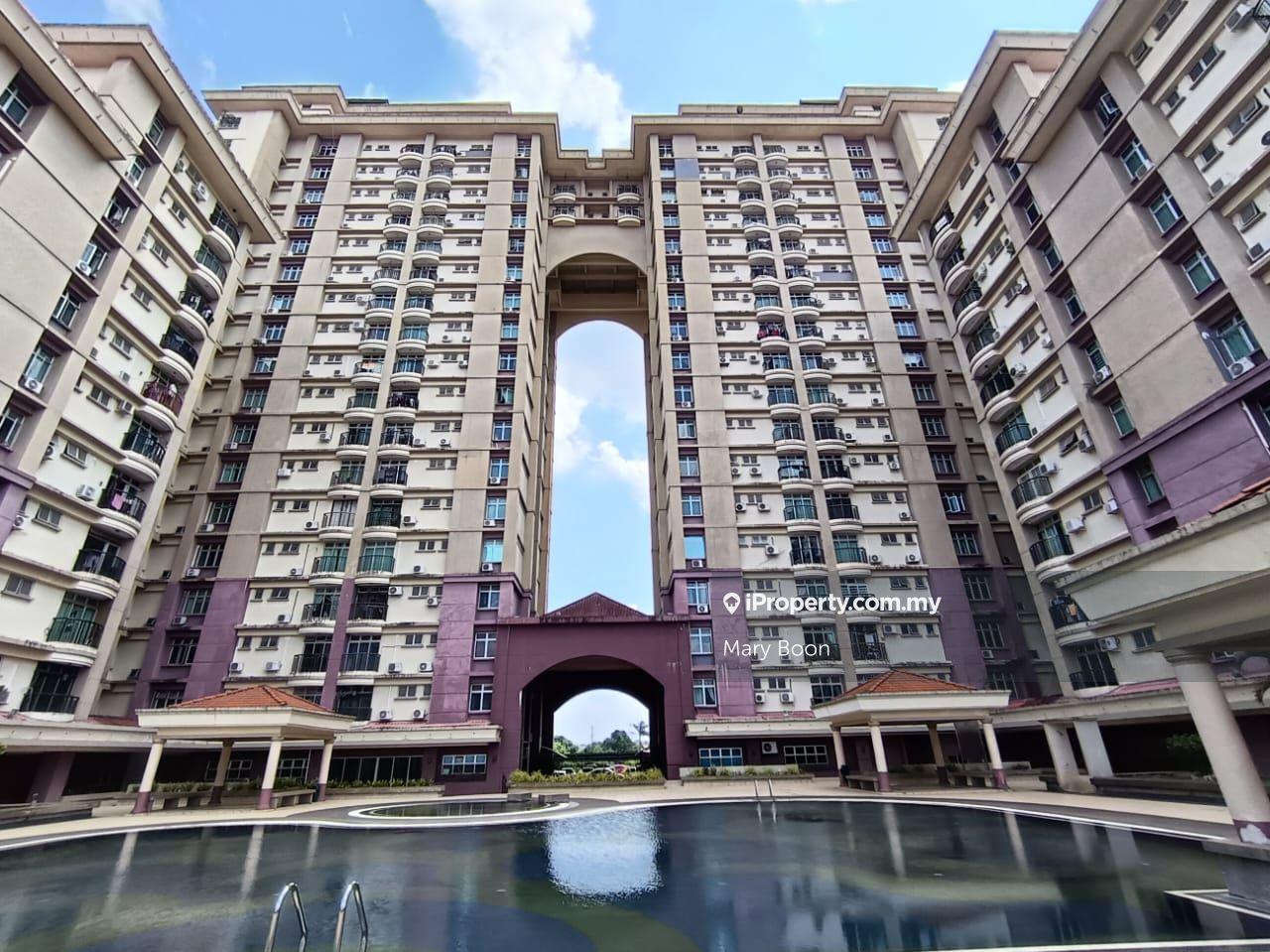 Upper Sanctuary Apartment At M J C New Township 