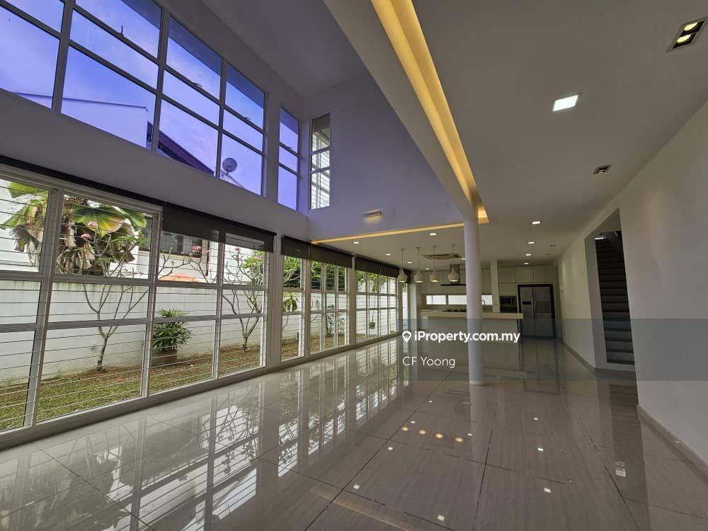 Modern Rebuilt Semi Detached For Immediate Occupancy