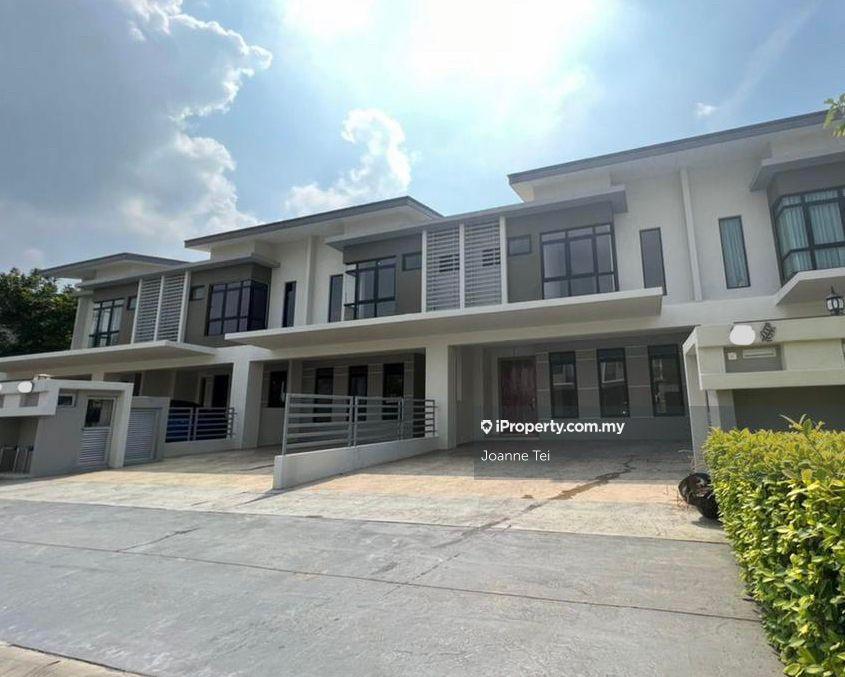 Terrace house for Sale