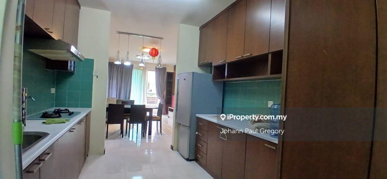 Miami Green Condo for Sale (Walking distance to the Beach)