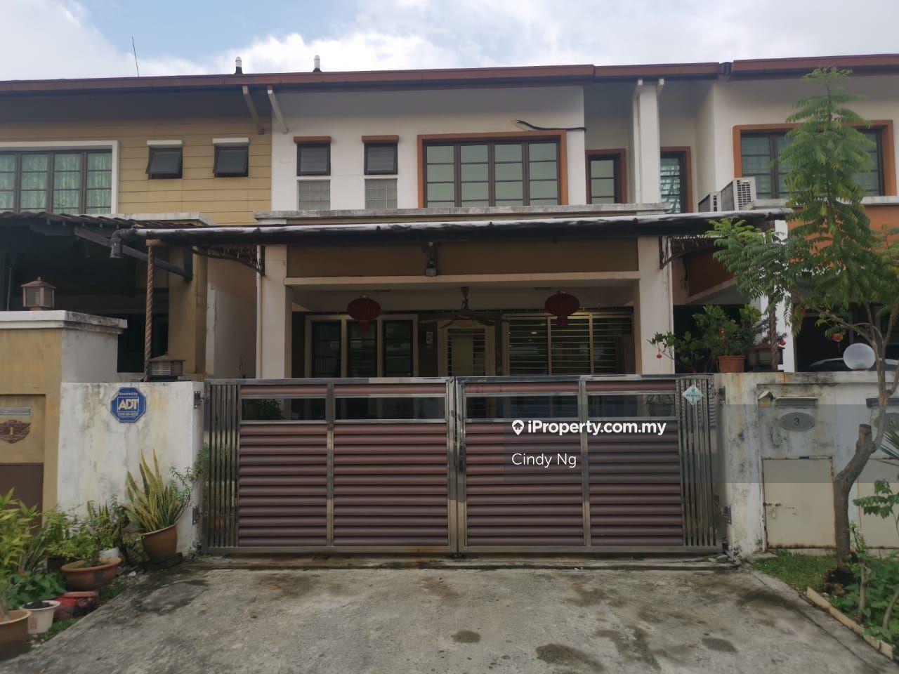 Putra Setia Double Storey House Gated Guarded
