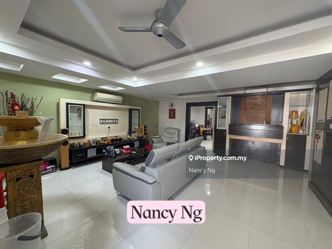 Raja Uda renovated well maintain 2 storey terrace