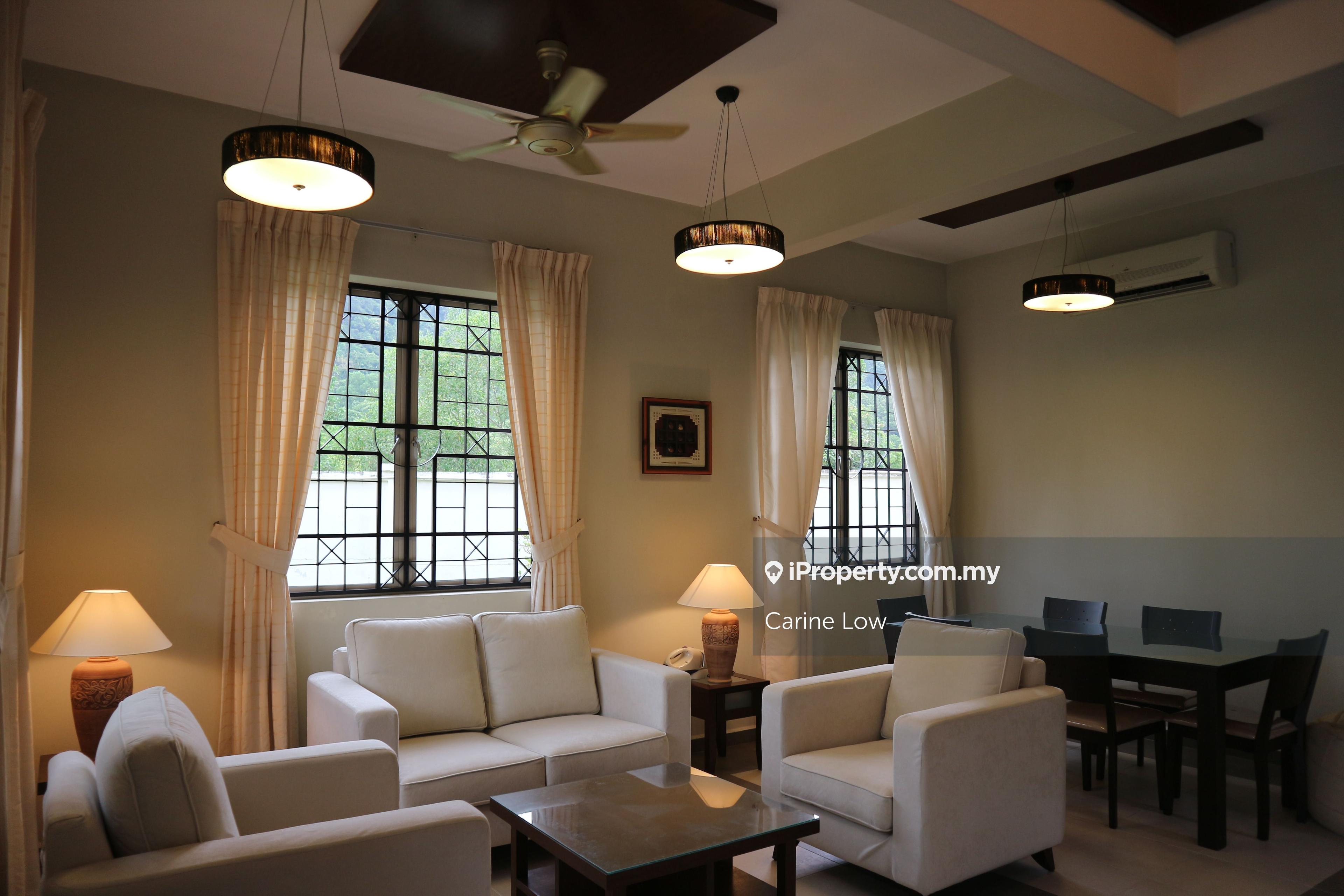 Bungalow house in Ferringhi Villas Batu Ferringhi Corner unit