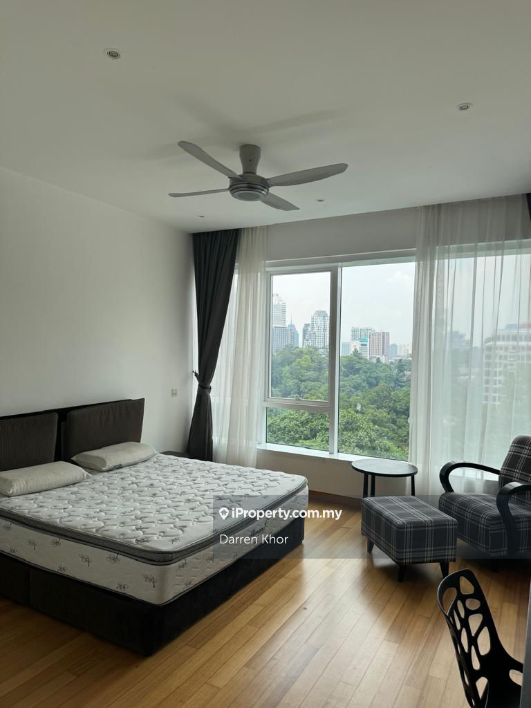 Unblock KL tower view condo for sales 