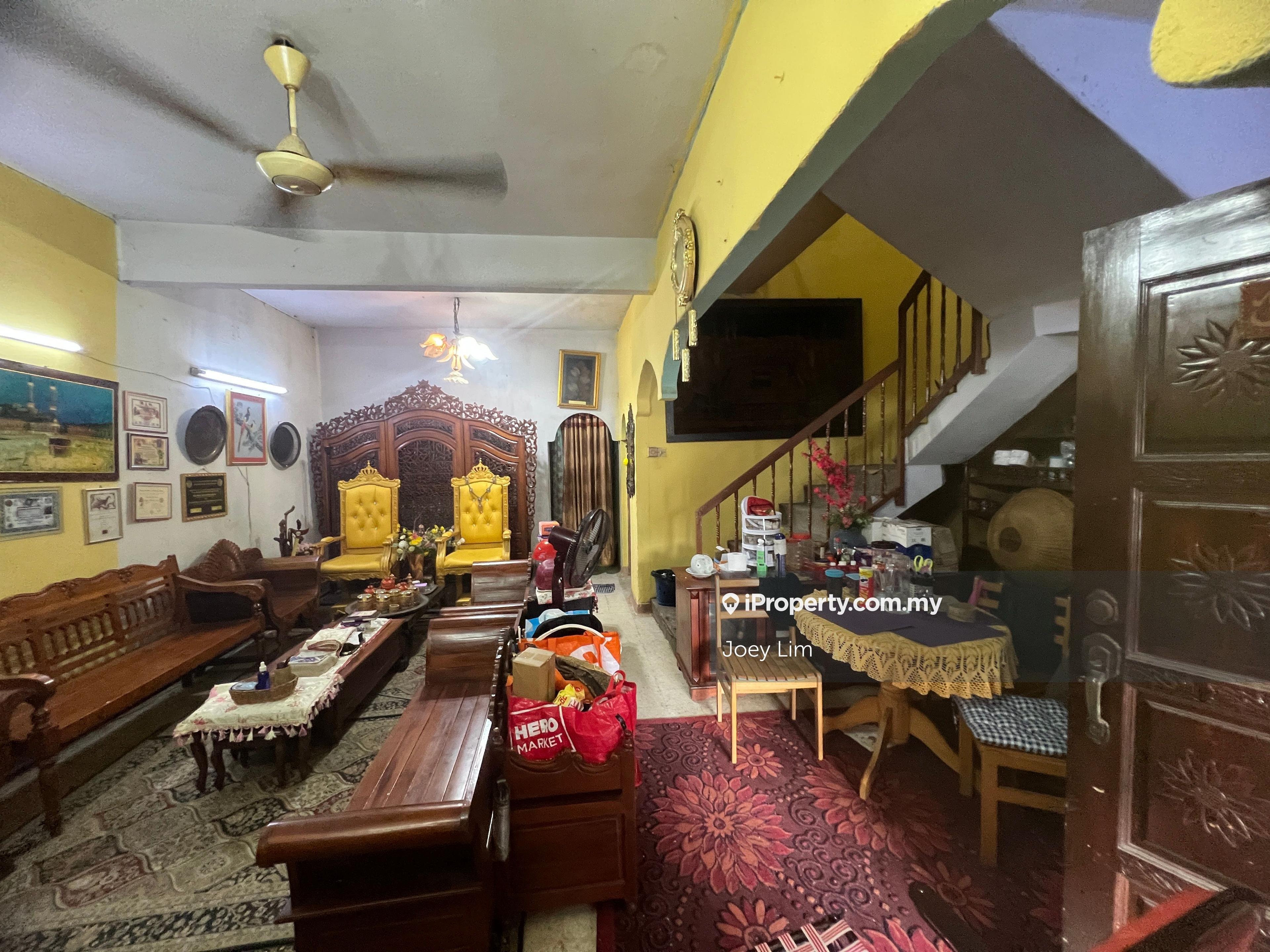 Double storey terrace house @ Taman Cempaka , Ampang