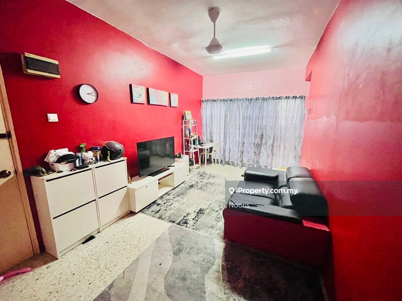 Near Shop Lots Strata Ready Good Accessibility