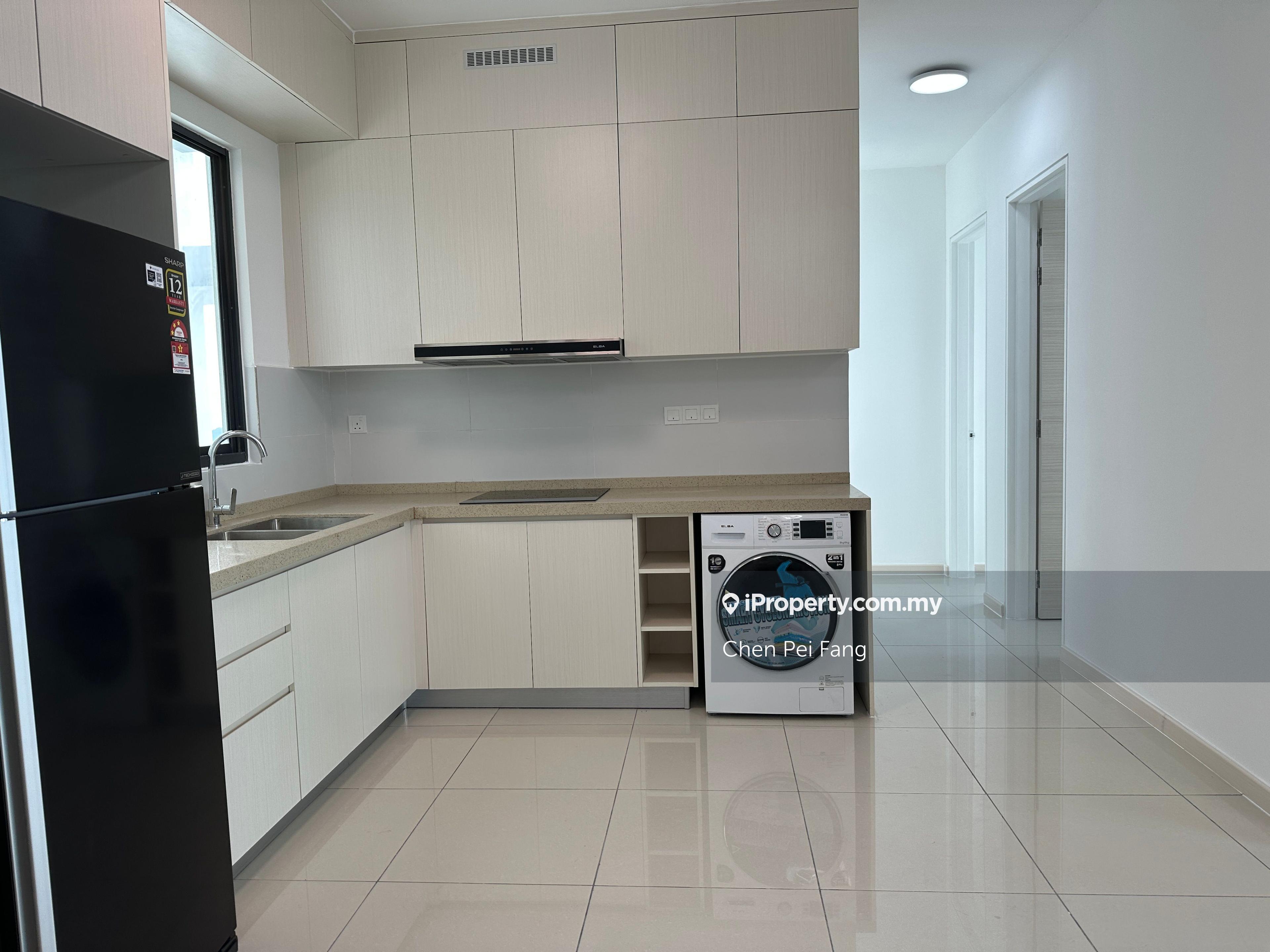 Ready 2 Bedder Unit, Foreigner Can Buy at Macrolink Medini