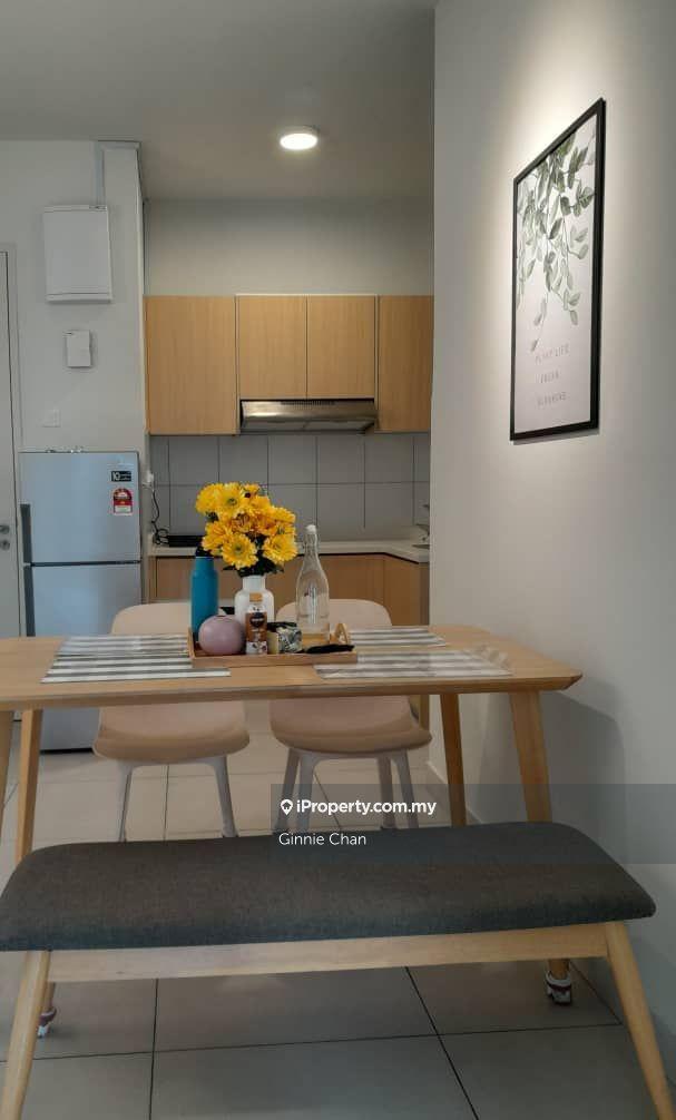 High Floor, Ready to Move In