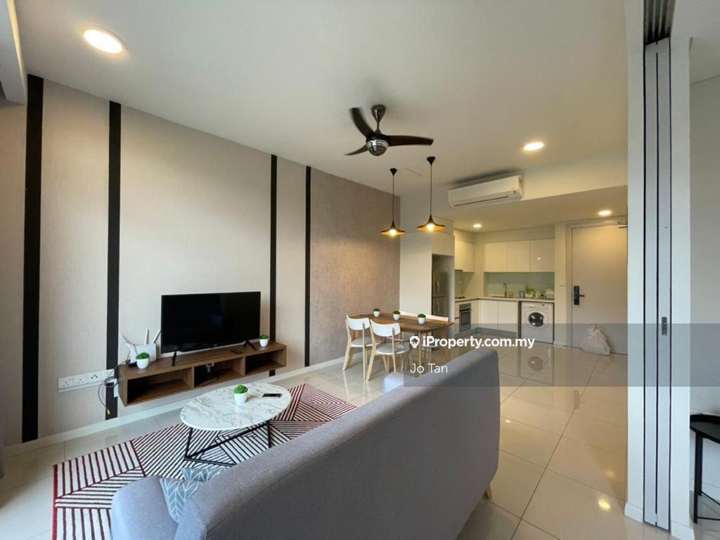 On top of kl east mall the ridge condo below market & Full renovated