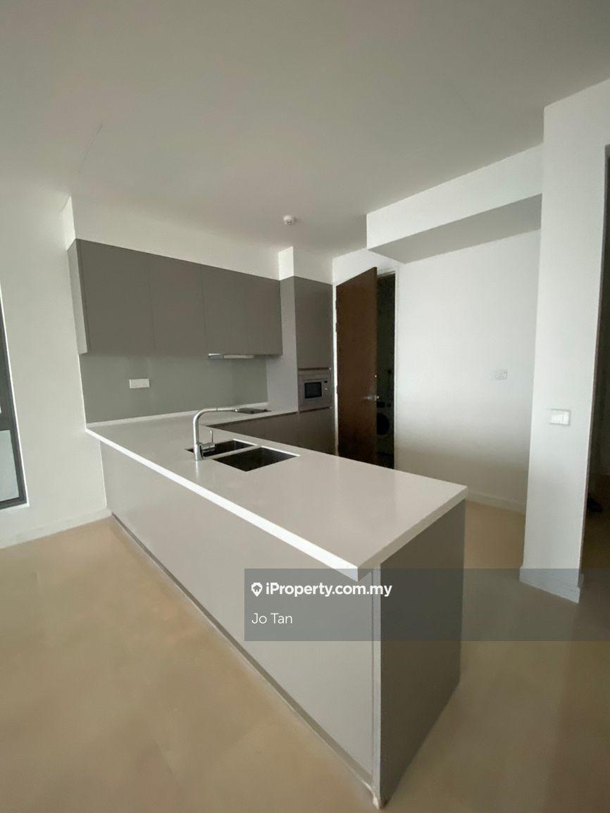 Brand new condo & promo for special deal 