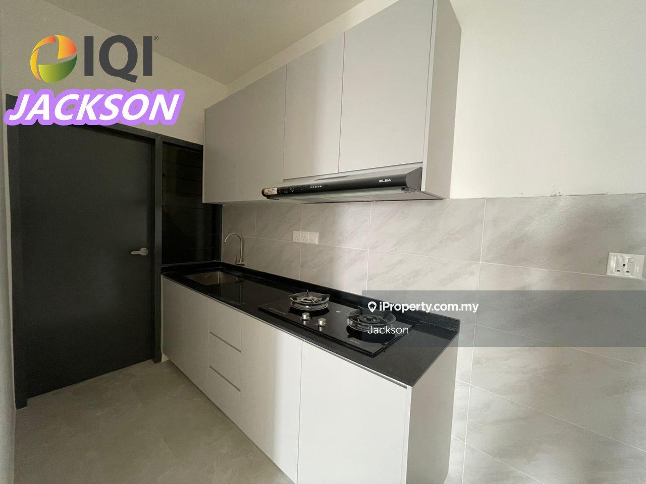 Aston acacia brand new unit for rent partial furnish