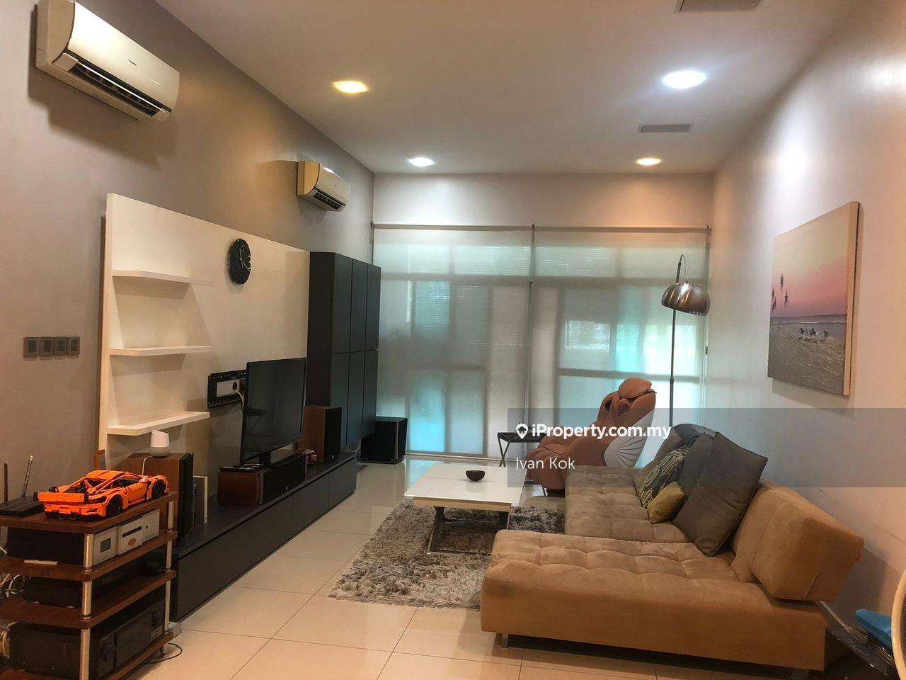 Well Maintained Unit