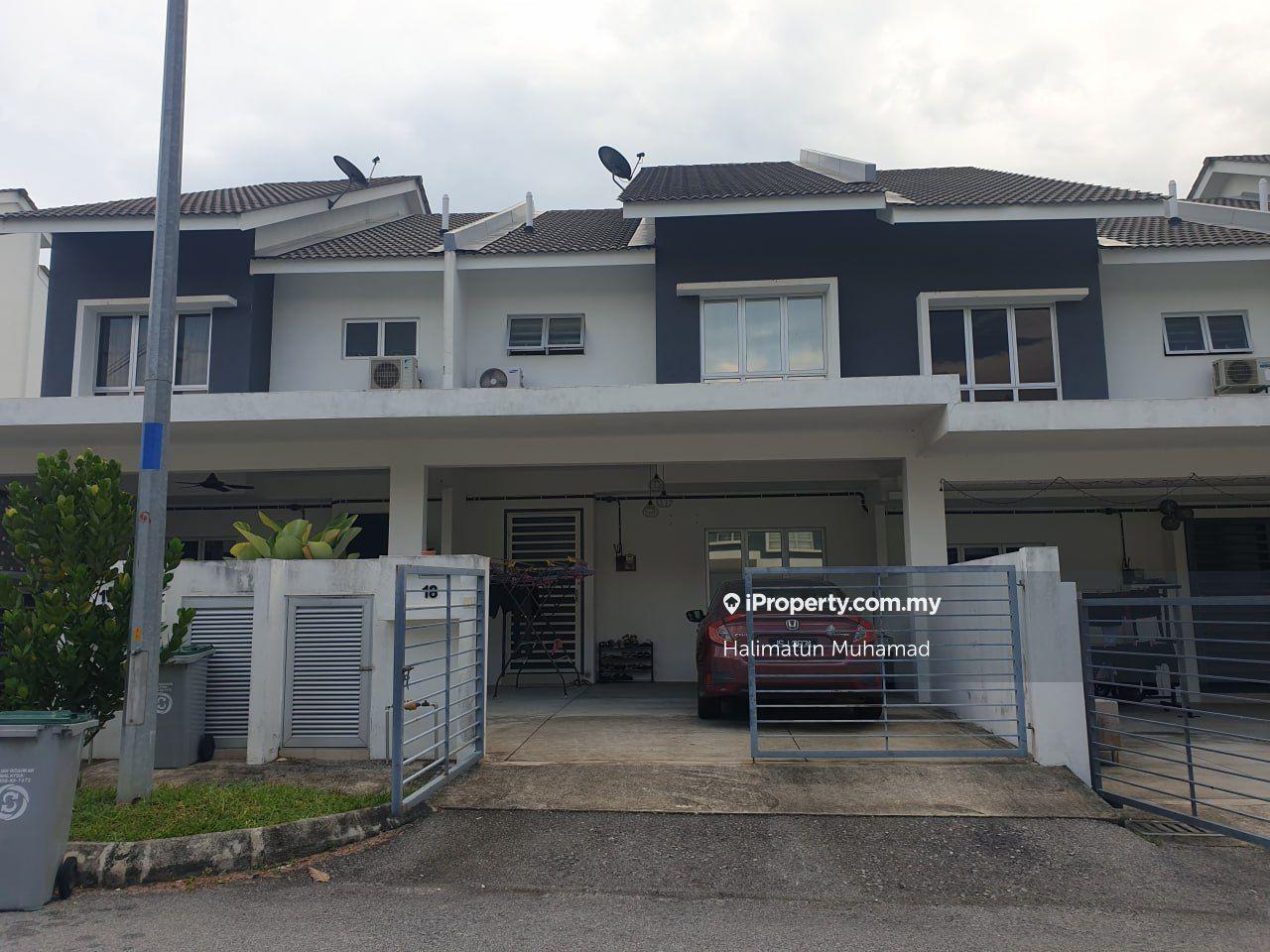 Partialy Furnished Double Storey Terrace Taman Iringan Bayu Seremban