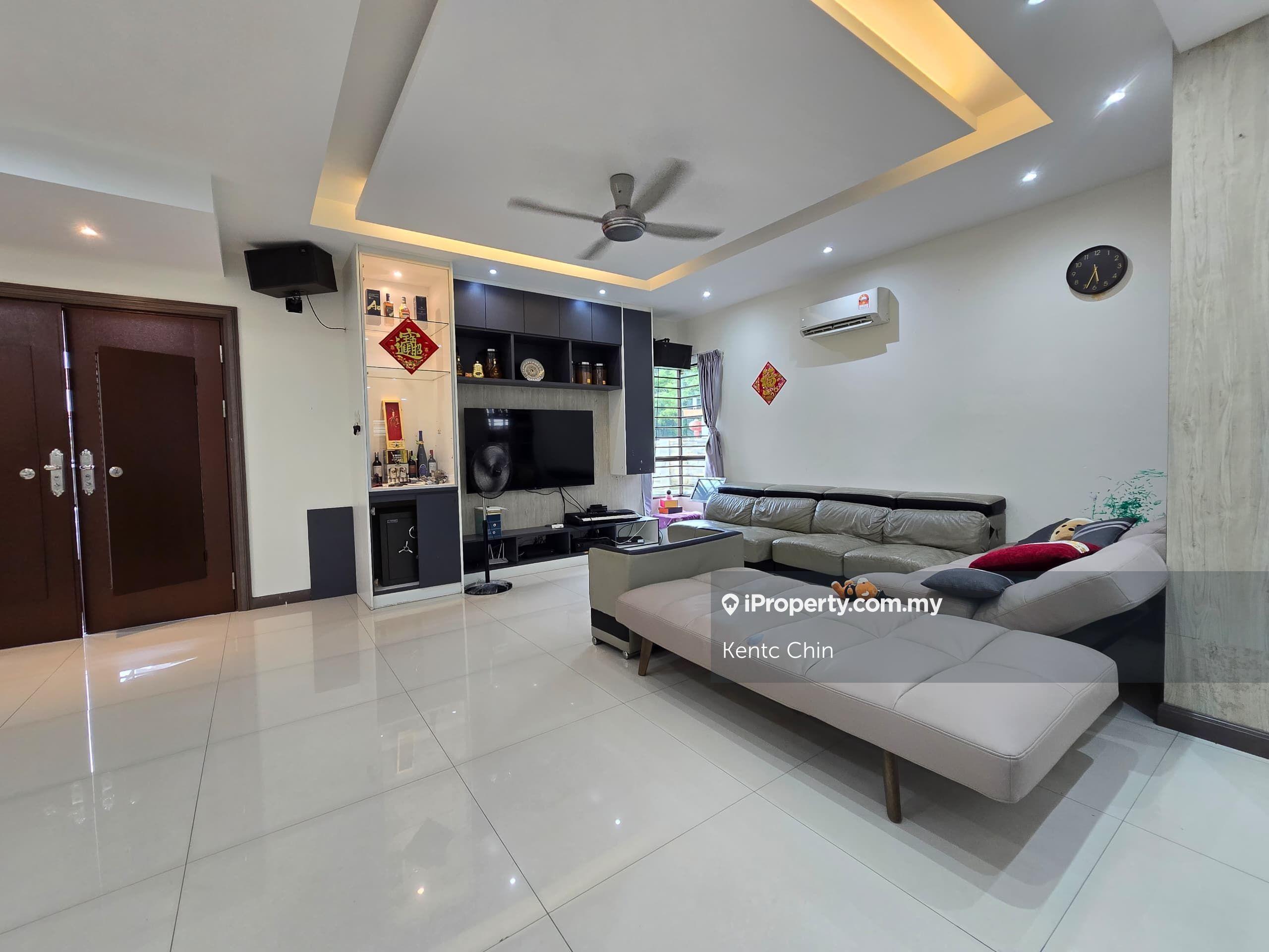 Super Well Maintained Bungalow House, Gated & Guarded, Value 2 Buy