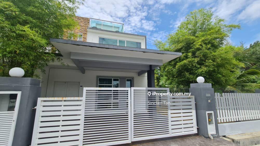 For Sale: 3 Storey Semi D Klebang Corner Lot, New House Fully Furnish