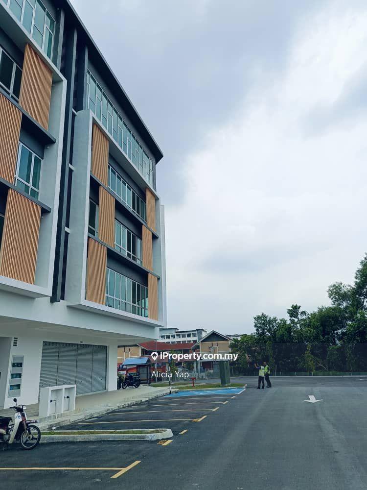New Shop facing old shop or mainroad for rent in btp Rawang