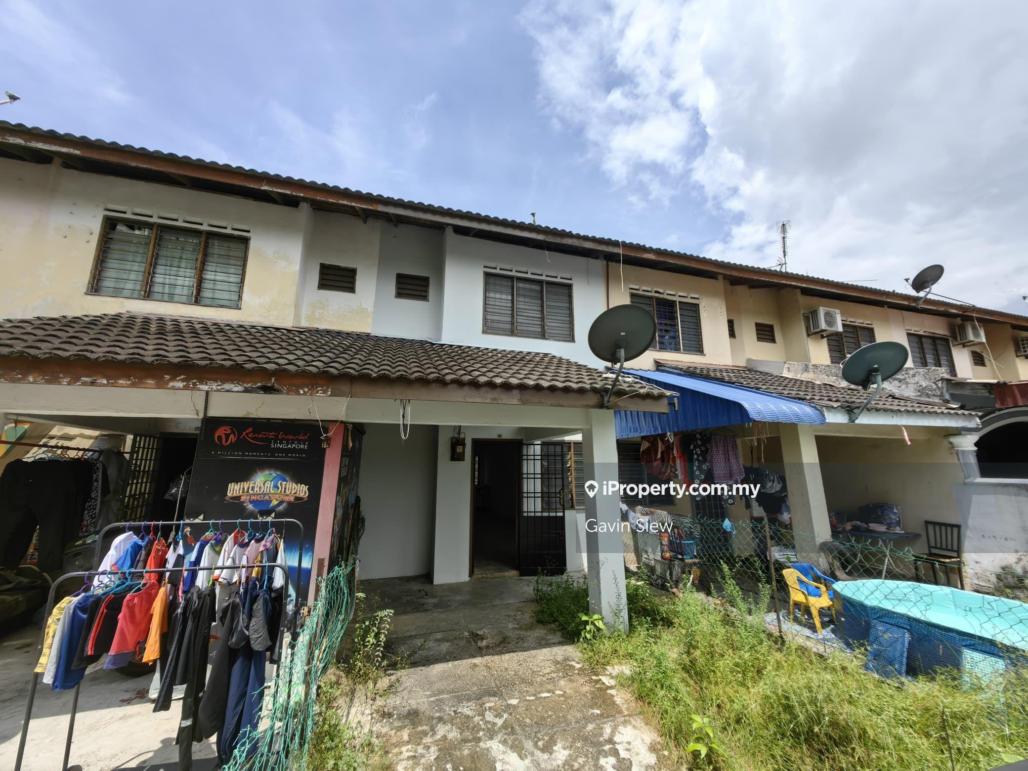 Bandar Seri Alam Jalan Tasek / 2 Storey Terrace / Low Cost