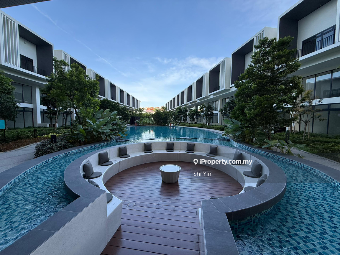 Alstonia Hilltop Homes Bukit Rahman Putra Sungai Buloh