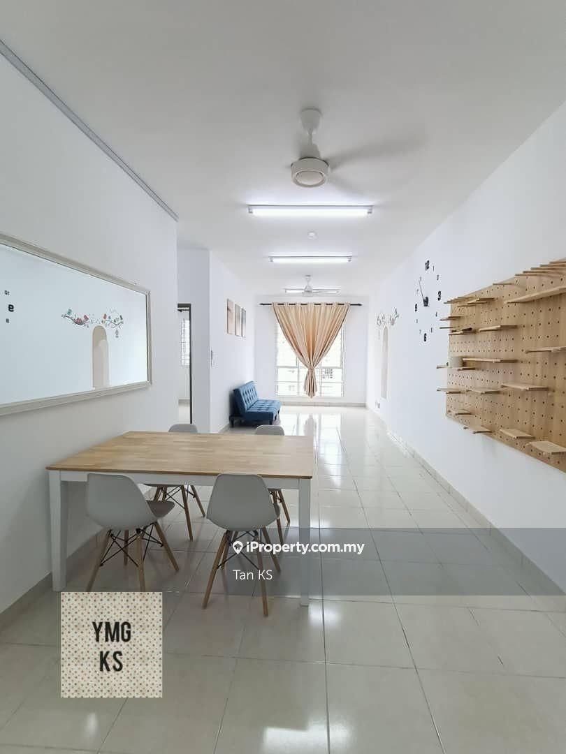 Aronia Brand new apartment for rent rm1200 only