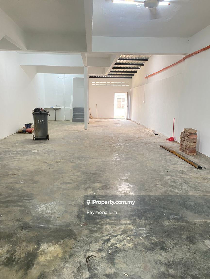 Jln Bunga Kiambang Tmn Aman Senai Shoplot For Sales