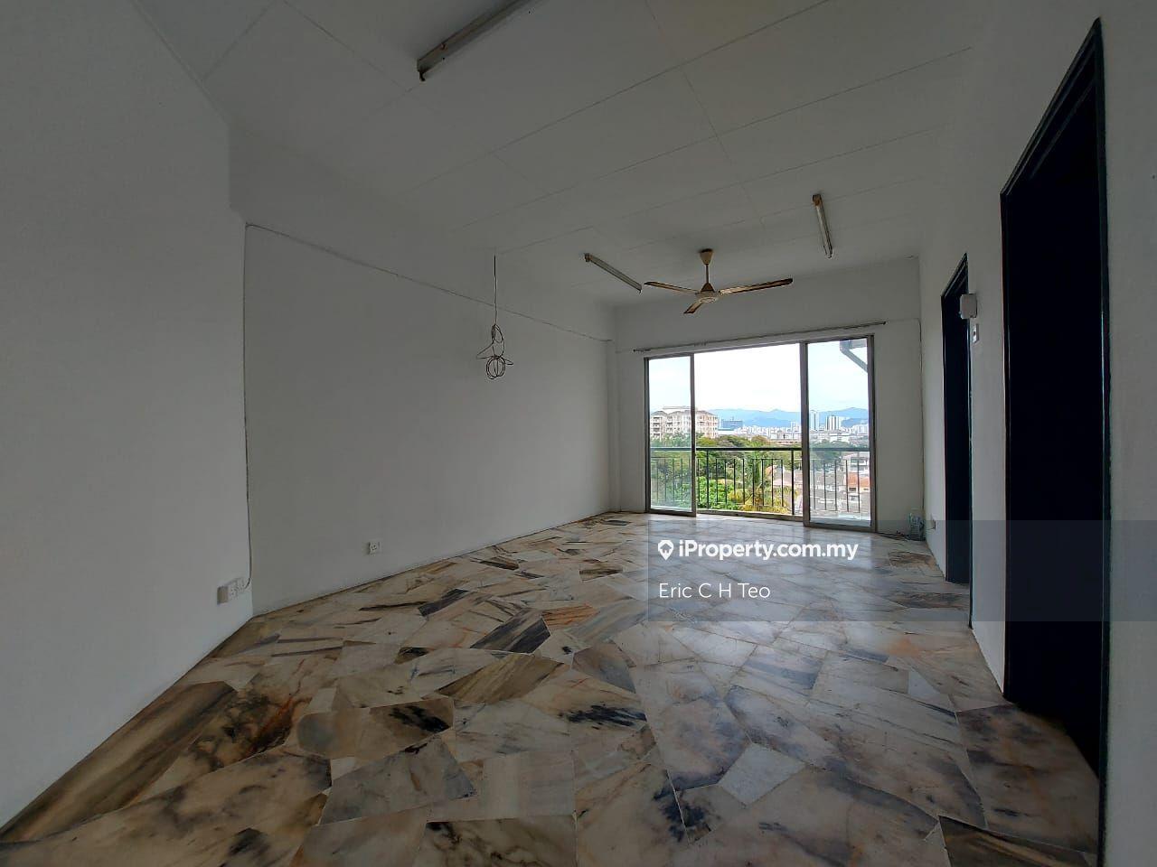 Pandan Heights Condominium (Low Rise) Unit For Sale