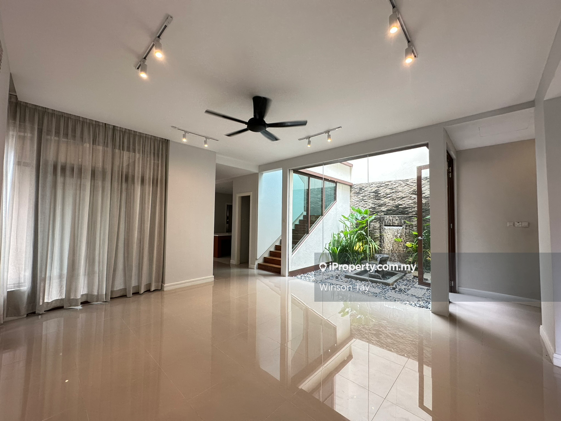 Publika, semid, club house swimming pool, gym