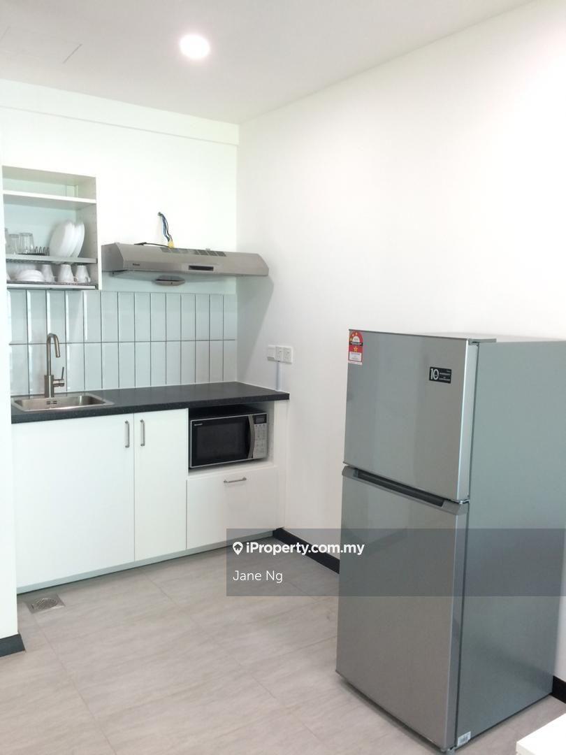 Studio Sensasi Utropolis Utama Condo Batu Kawan Furnished