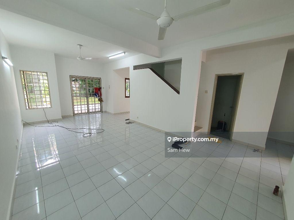 2 Story Presint 8 Putrajaya, 20x70sf, 3 Room 3 Bath, Near School
