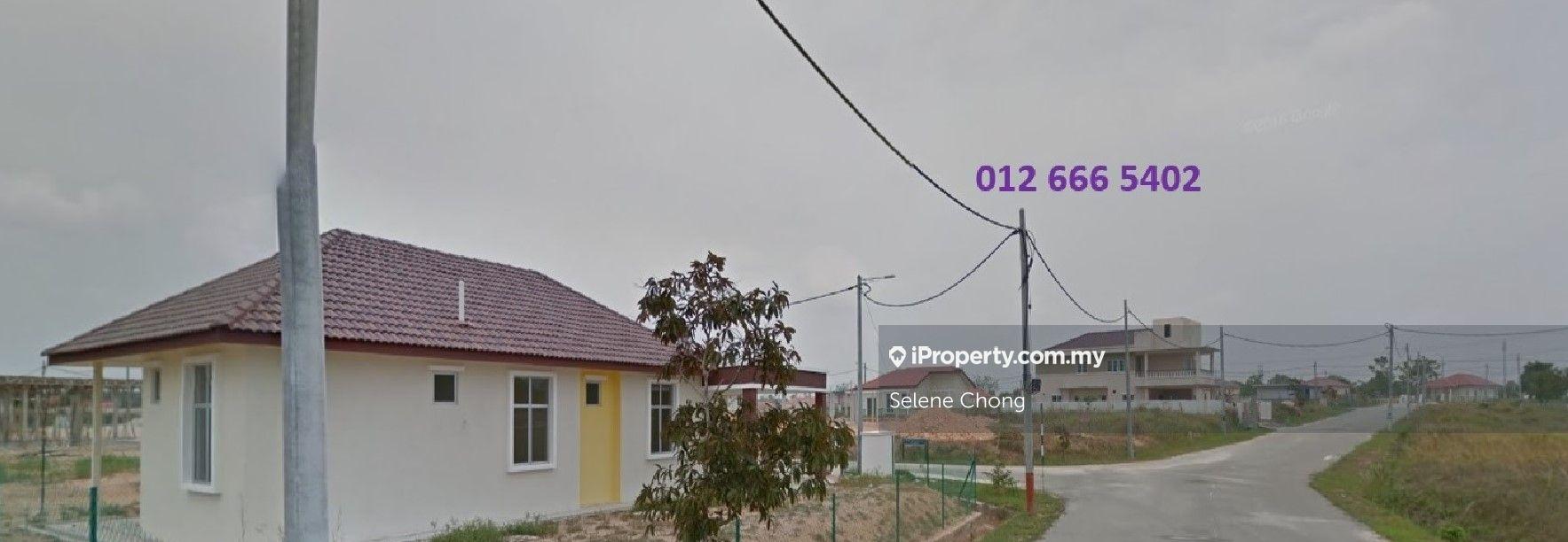 Bungalow for Sale Behind Open Area 7 Rooms 7 Baths Fully Renovated