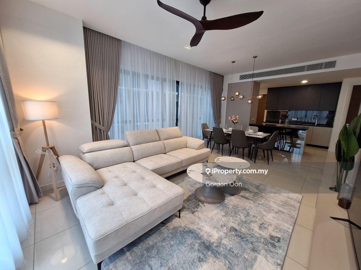Luxury Fittings, Panoramic Landmark Sky Garden, Nice Facilities