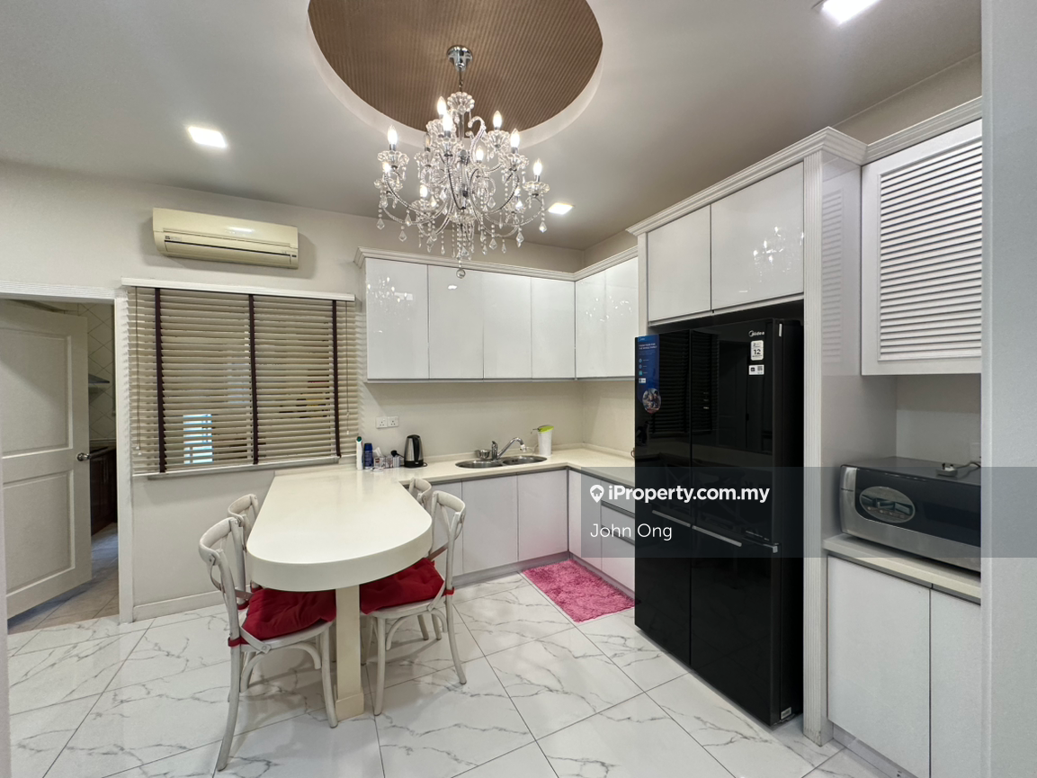 ID Design - Unique Kitchens - Walk to Solaris Mont Kiara