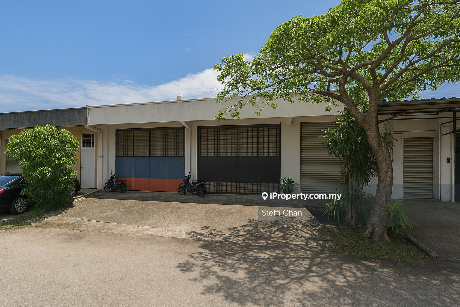 1 Storey Link Factory Intermediate Tmn Industri Puchong For Rent