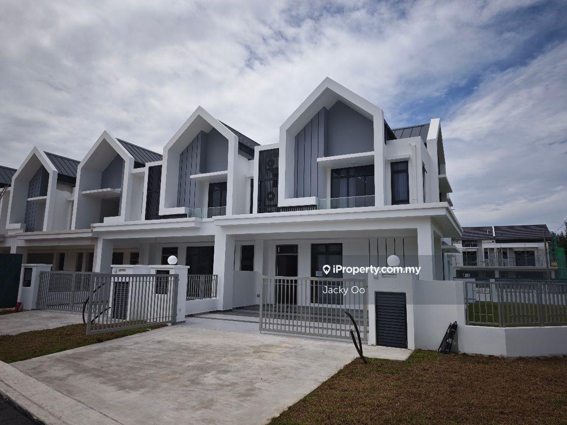 Horizon Hills Double Storey Terrace 24x70 Brand New Unit