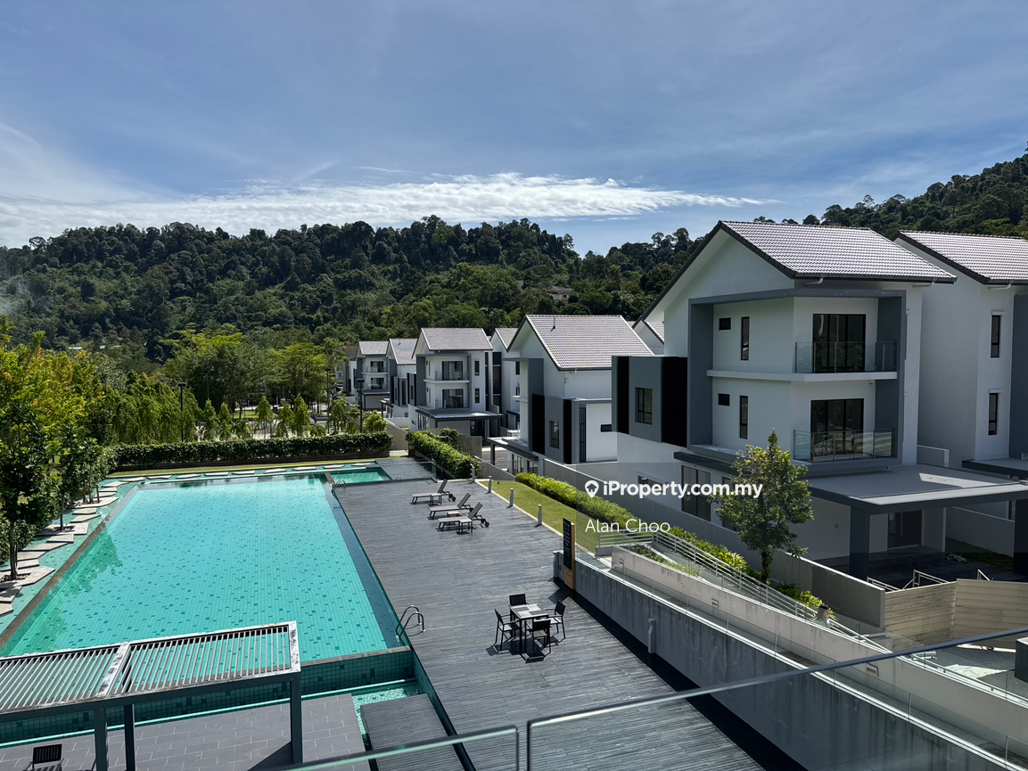 Ampang Hilltop 3 Storey Semi Detached