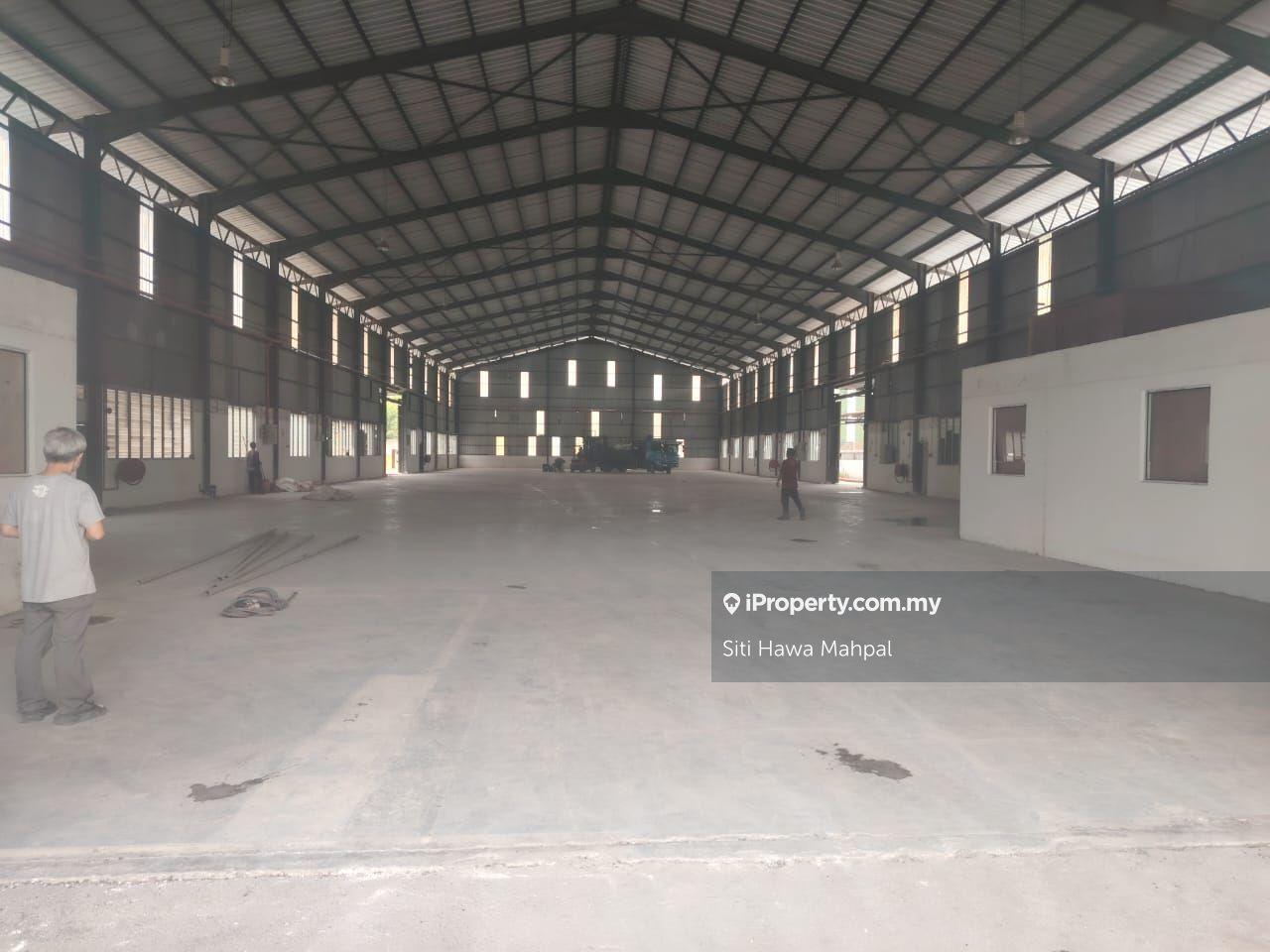 Warehouse at Ijok Selangor For Rent