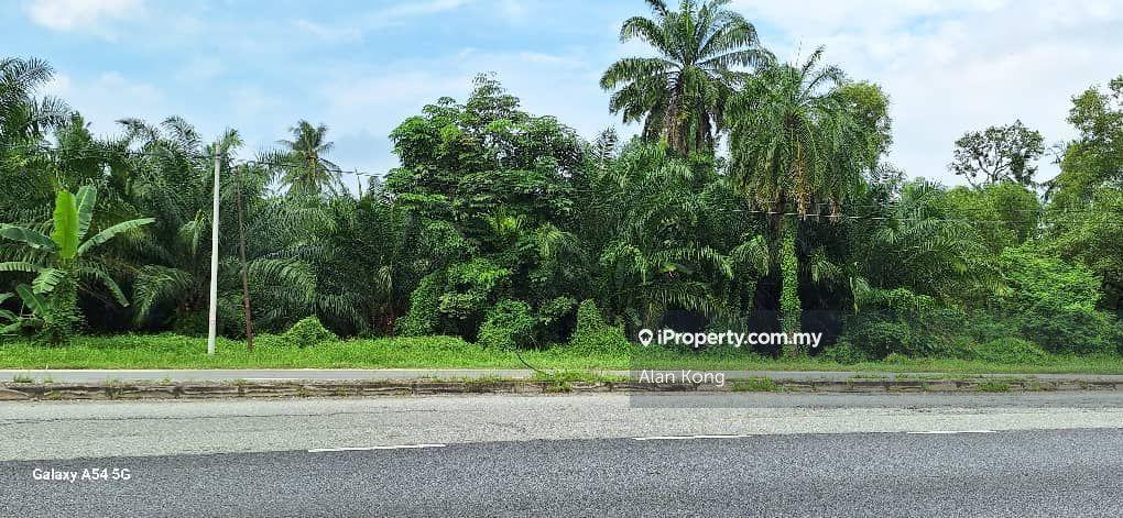 9.38 acres Non Converted land Aman Perdana Klang, Can Apply Convertion
