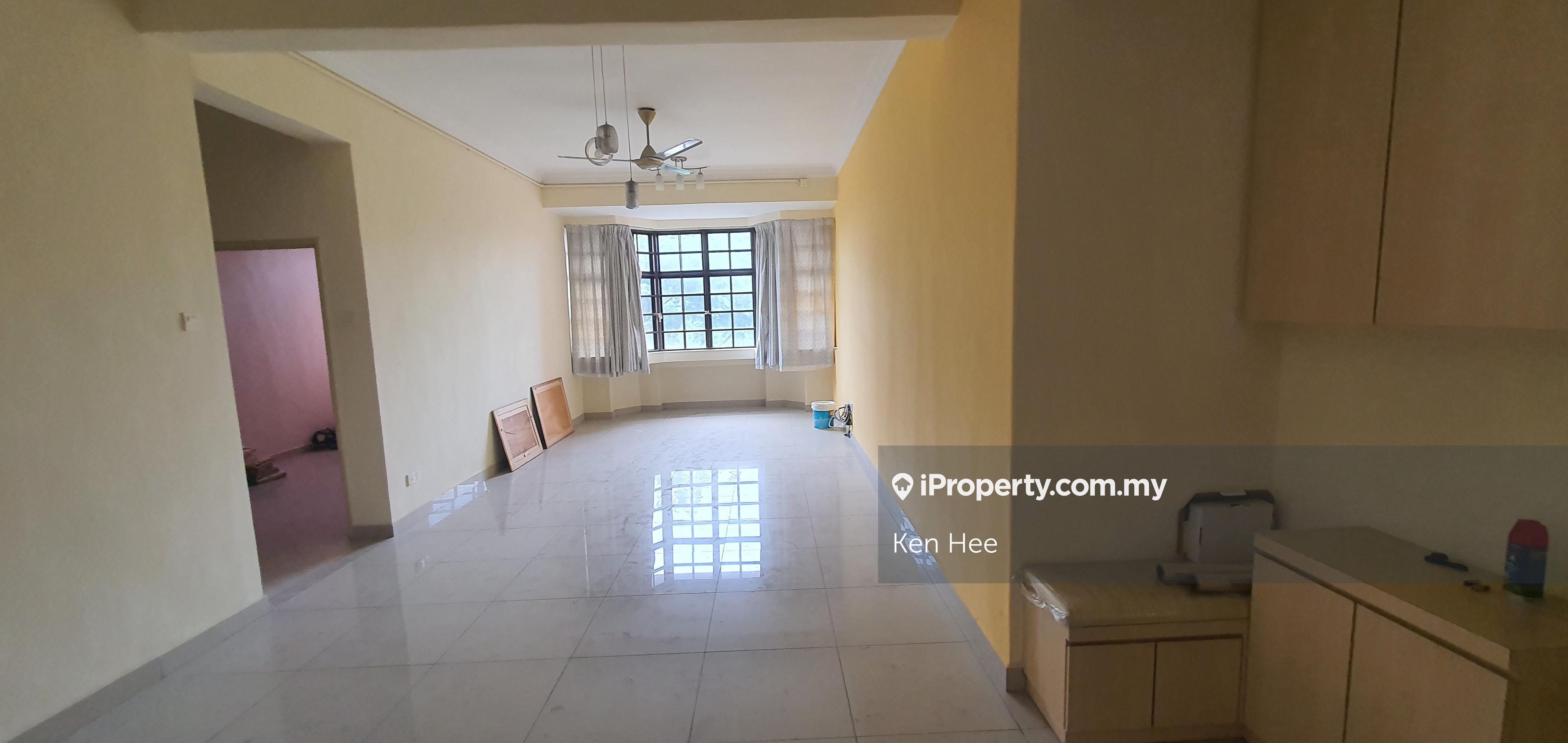 Putra Indah Condominium @ Serdang Raya Renovated