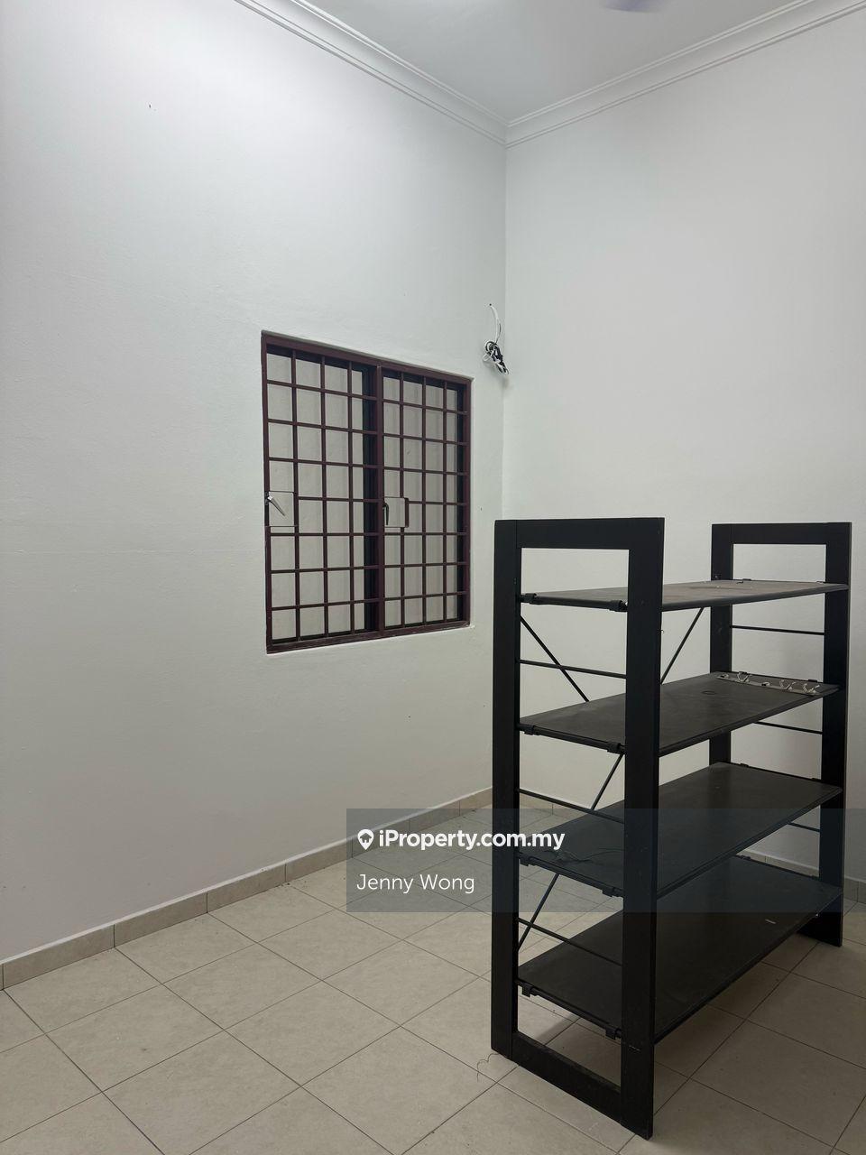 Big Land Double Storey House Park Avenue