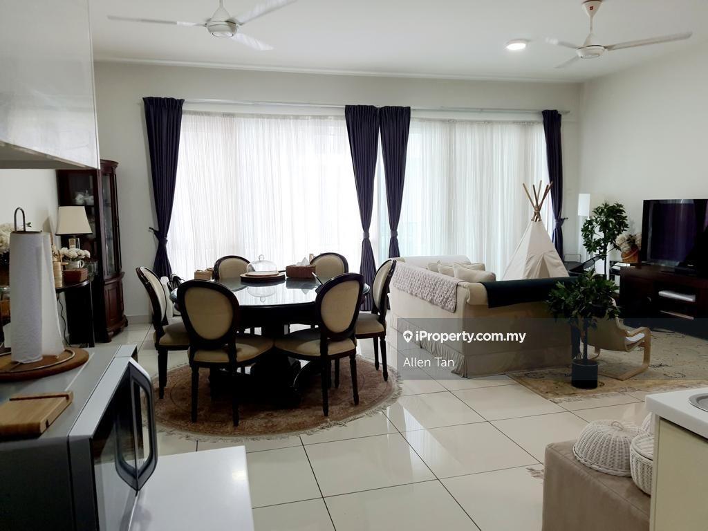 Glomac Damansara Ttdi, 1313sf, 3r3b, 2cp, LRT, KL
