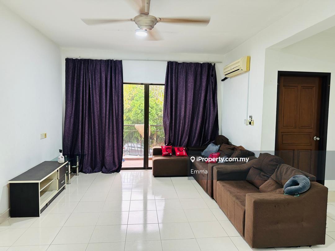Cyber Heights villa, Cyberjaya,3 room 2 bath,1st floor,for Rent Rm1500