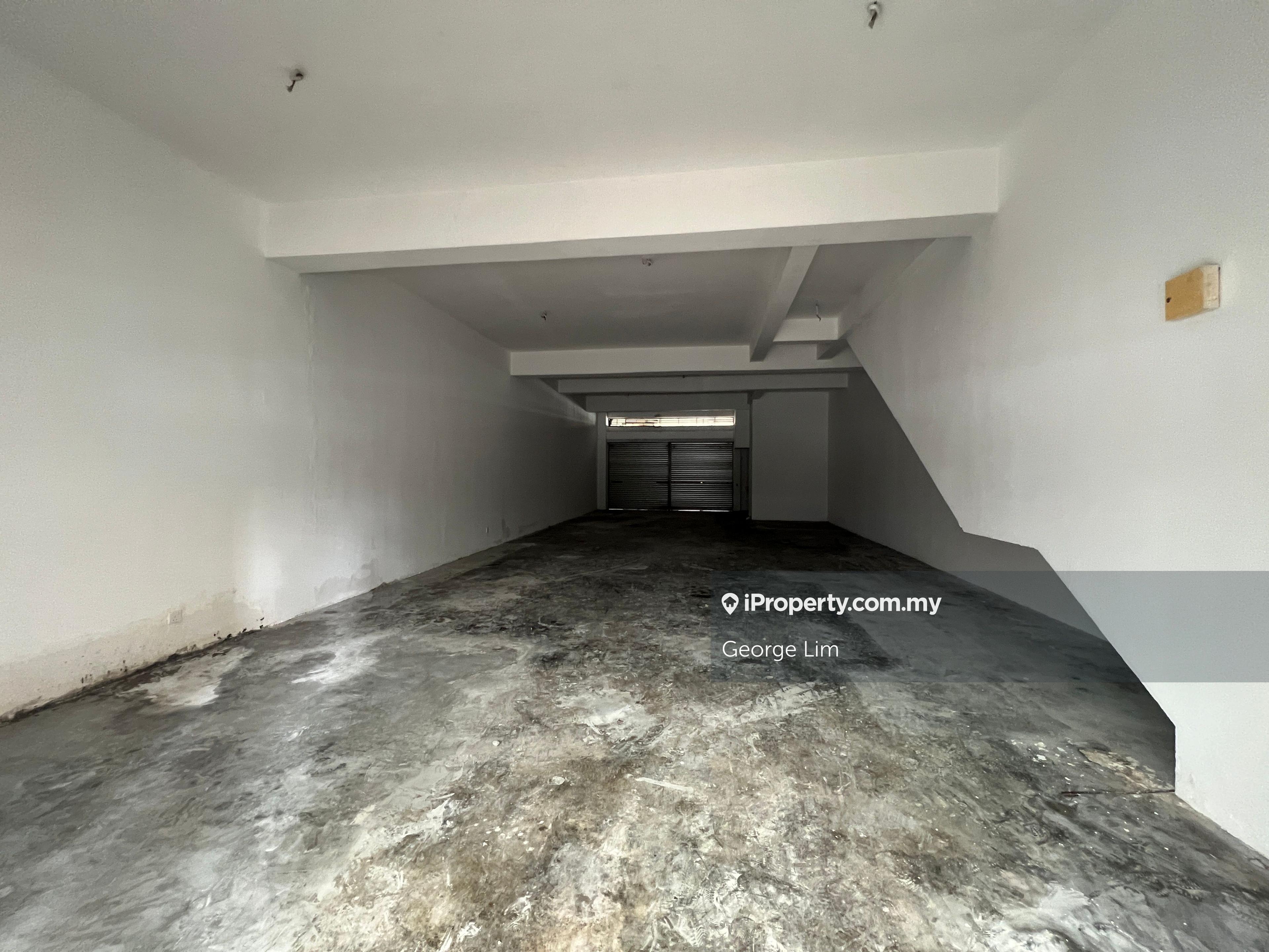 Ground Floor Shop