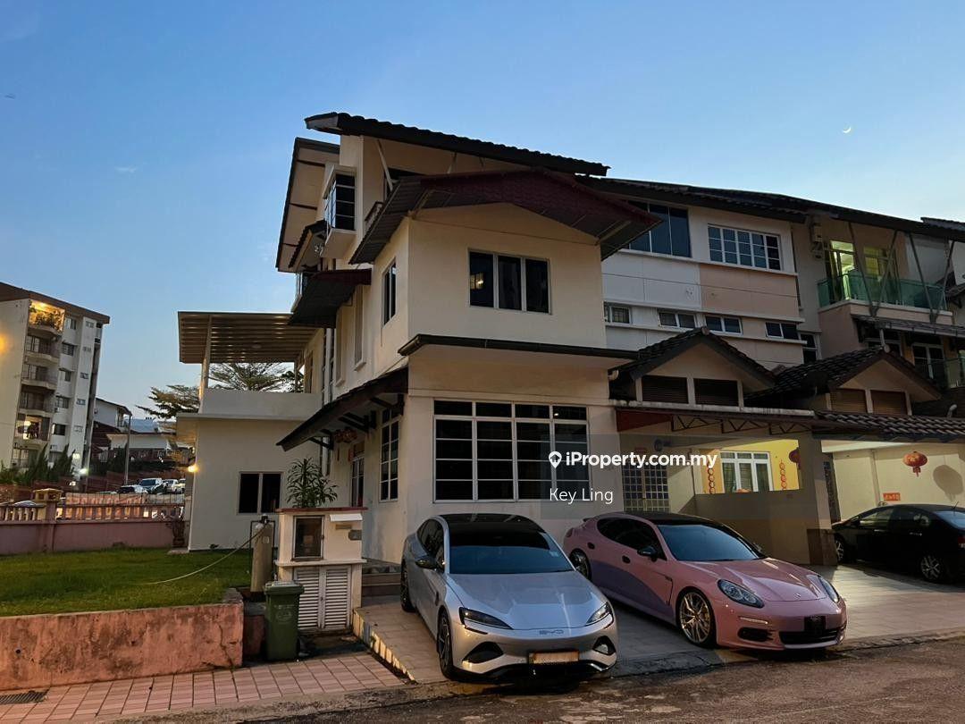 Tiara Villa Happy Garden 3 Storey Semi D Corner Freehold For Sale