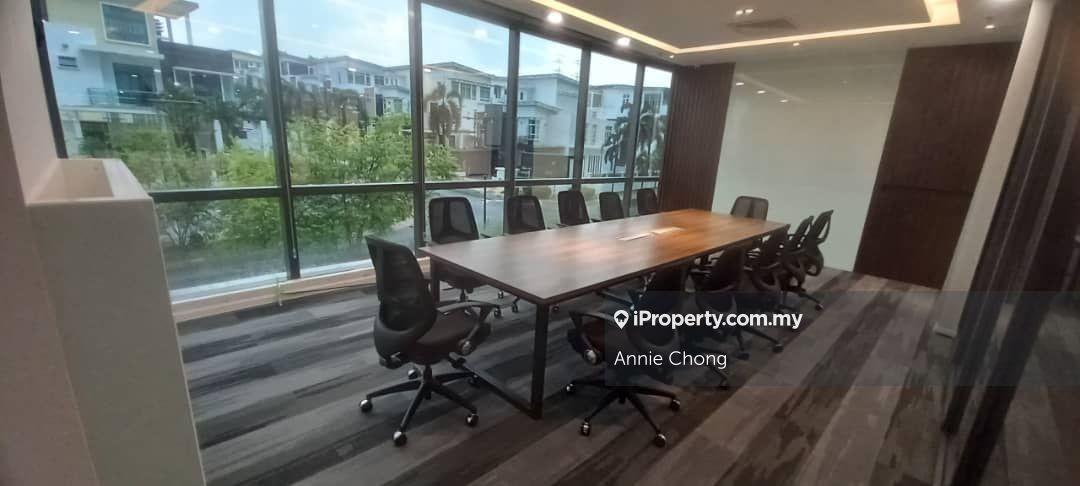 UOA Business Park, Glenmarie. Office for Rent. Fully Furnished