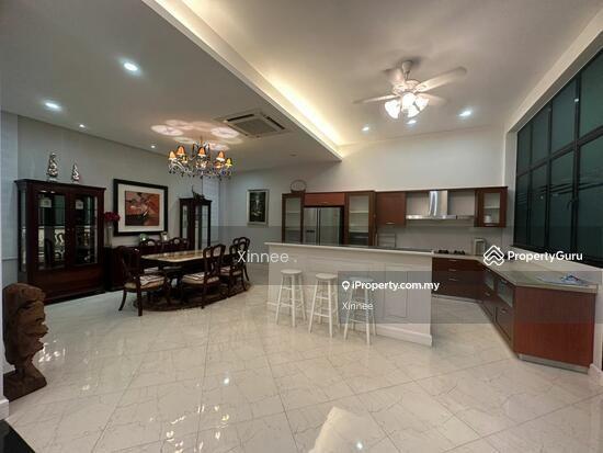 Nicely Renovated Moonlight Bay Villas Move In Condition Sea View