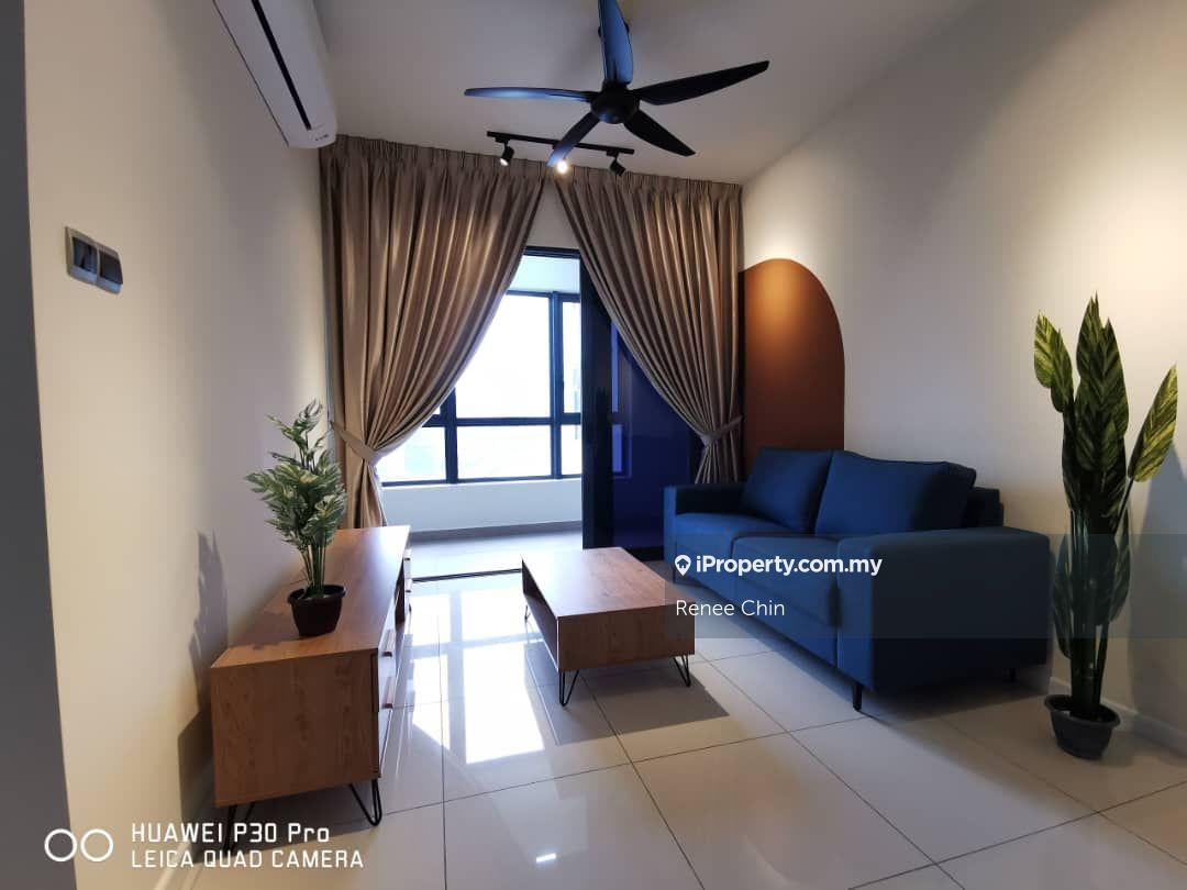 Freehold lifestyle condominium with panoramic of KL city views