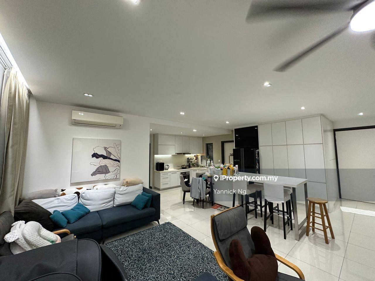 Altitude 236 Subsale Unit for Sale !!