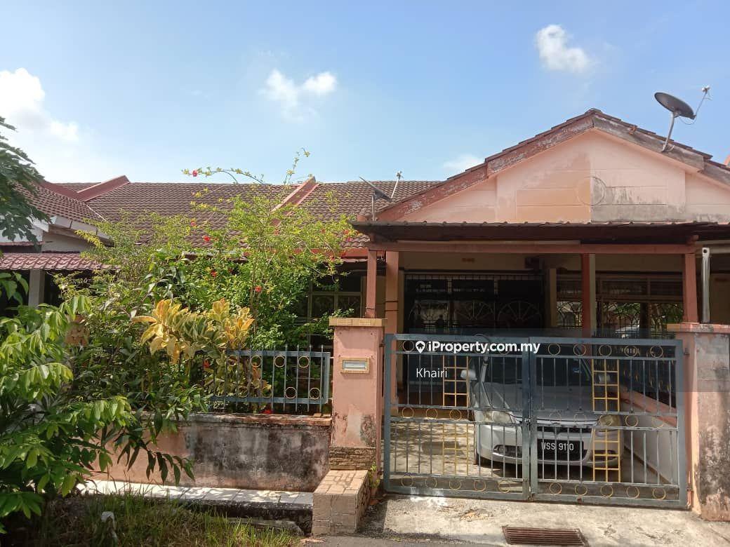 Single Storey  terrace House  Taman Desa Cempaka, Nilai N9