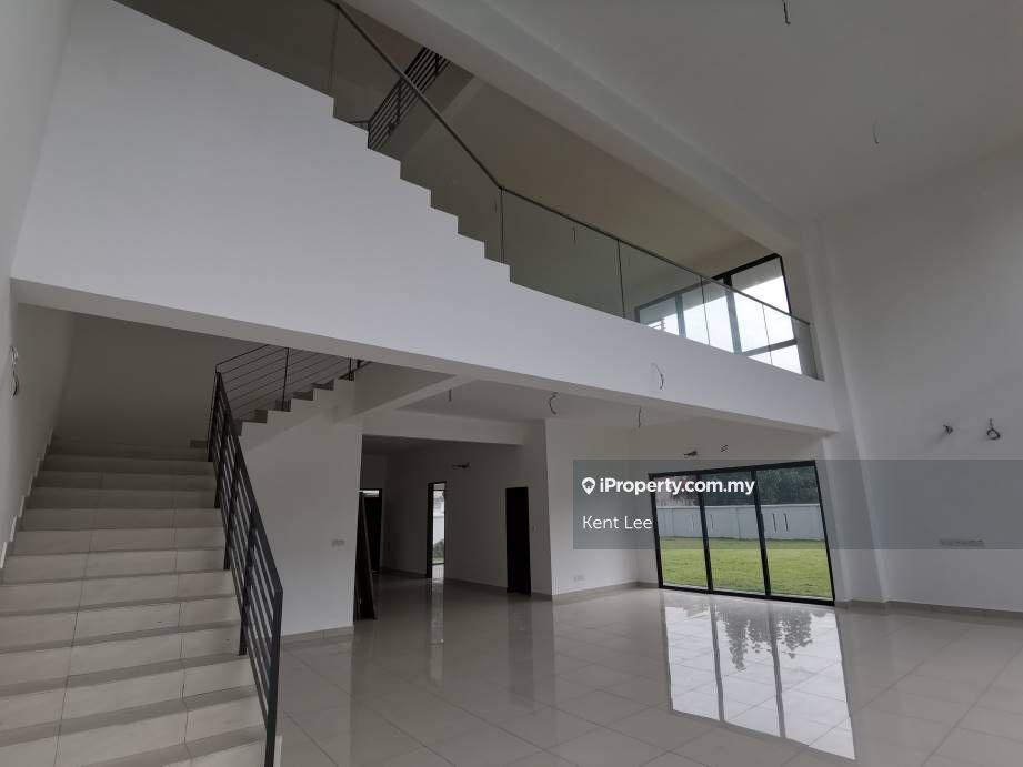 3 storey bungalow corner Brand New for sale