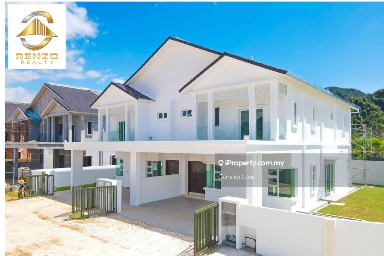 Freehold Botani Ipoh fencing guarded new double storey semi d for sale