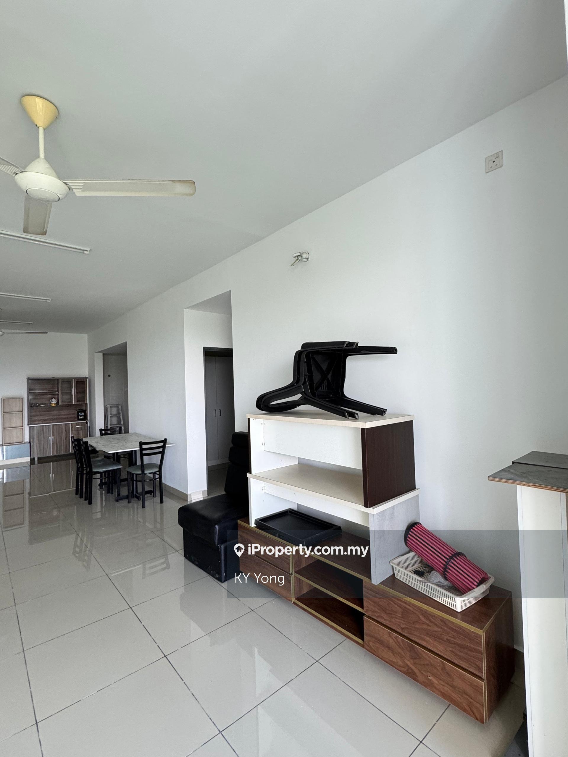 Partly furnished unit! Move in anytime!